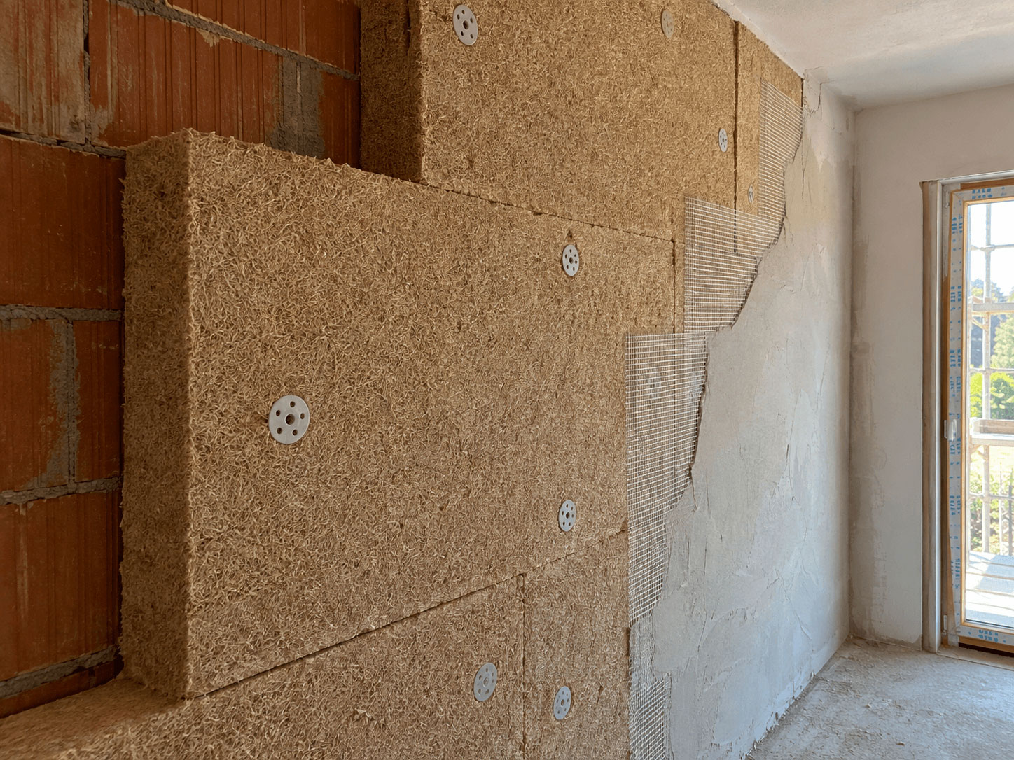 Cappotto interno canapa- Come migliorare comfort e isolamento senza intervenire sulla facciata